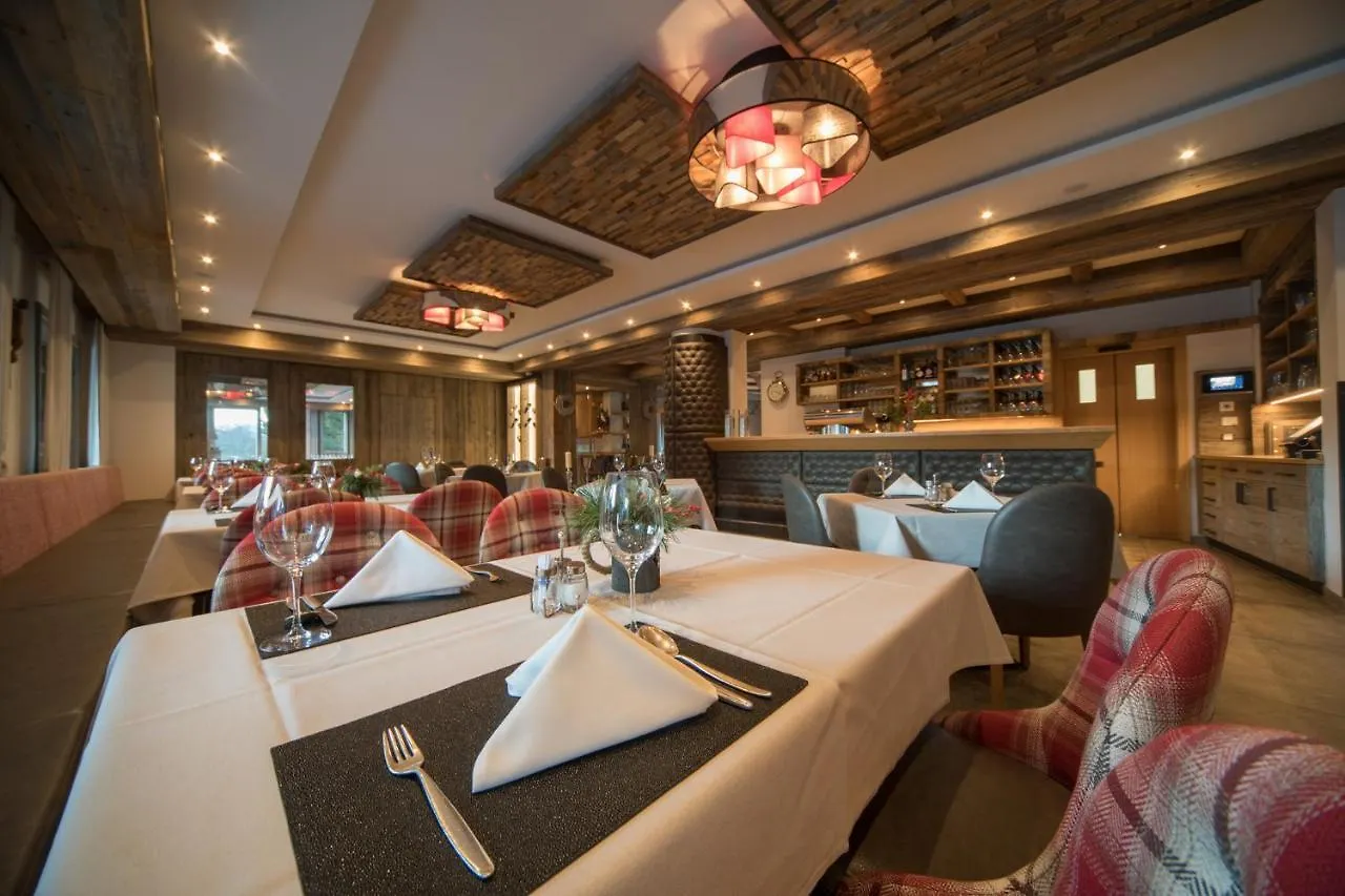 Hotel Stubai Schonberg im Stubaital Austria